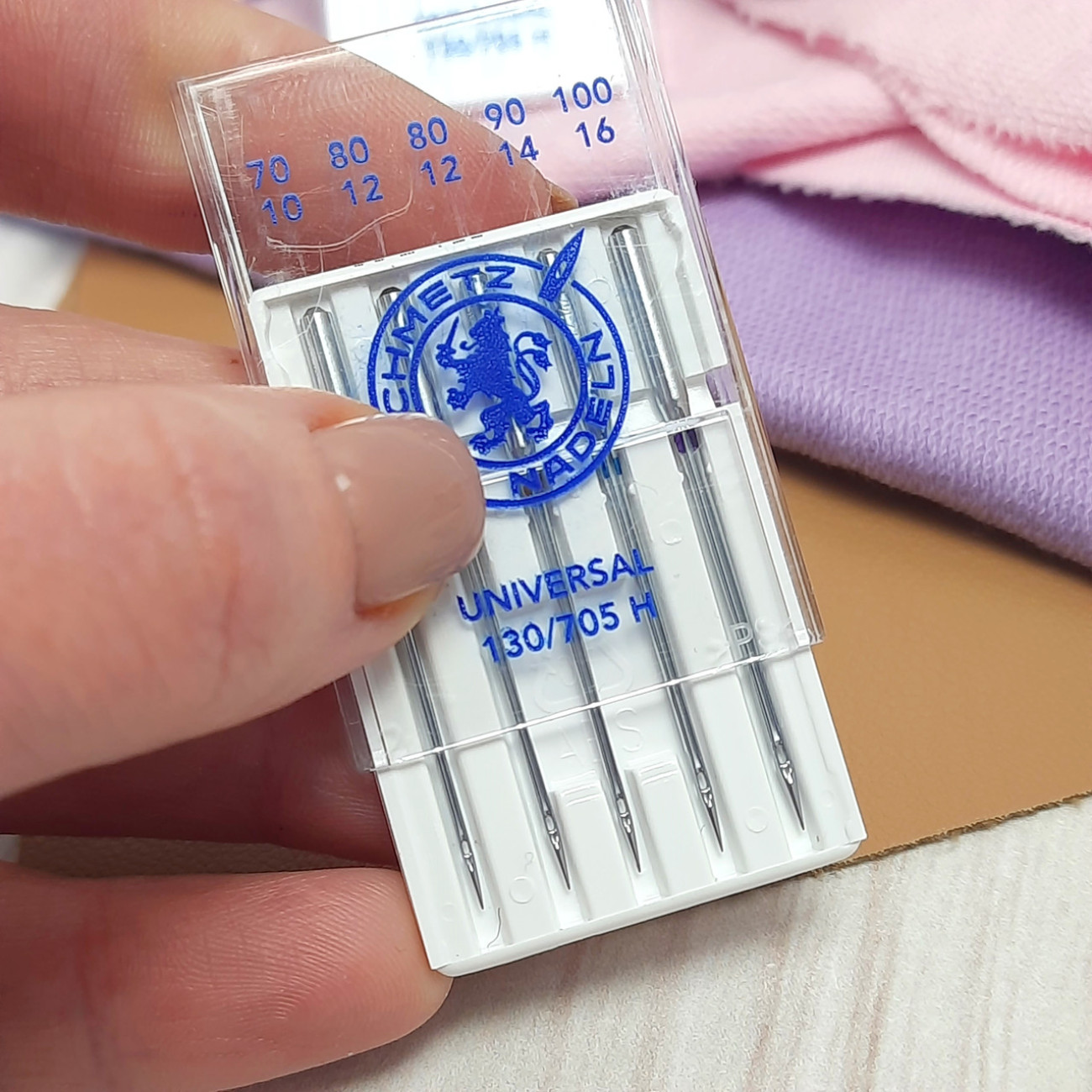 Голки Schmetz Universal, MIX: 70(1), 80(2), 90(1), 100(1)