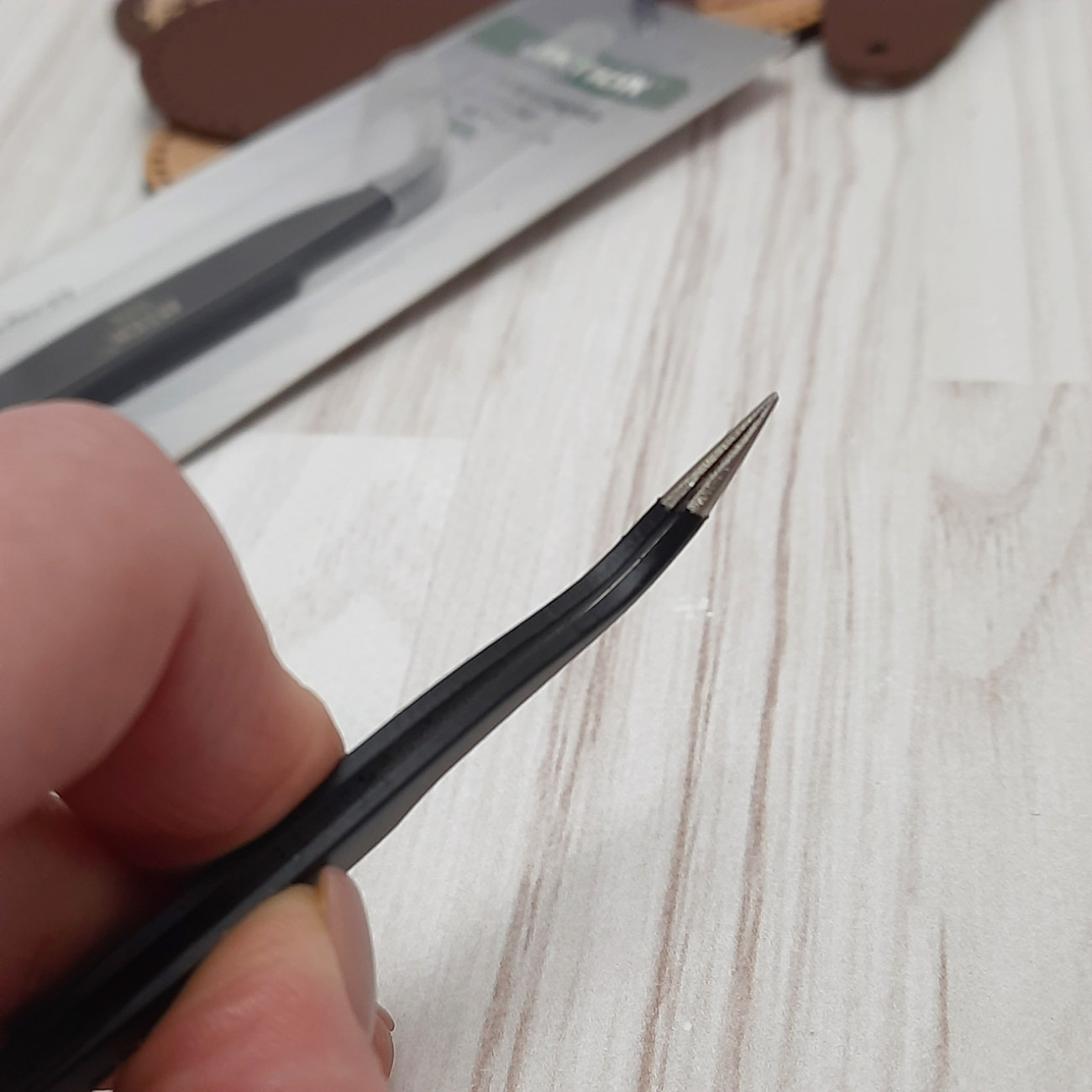 Антистатичний пінцет вигнутий Aktion TS-ESD-15, чорний