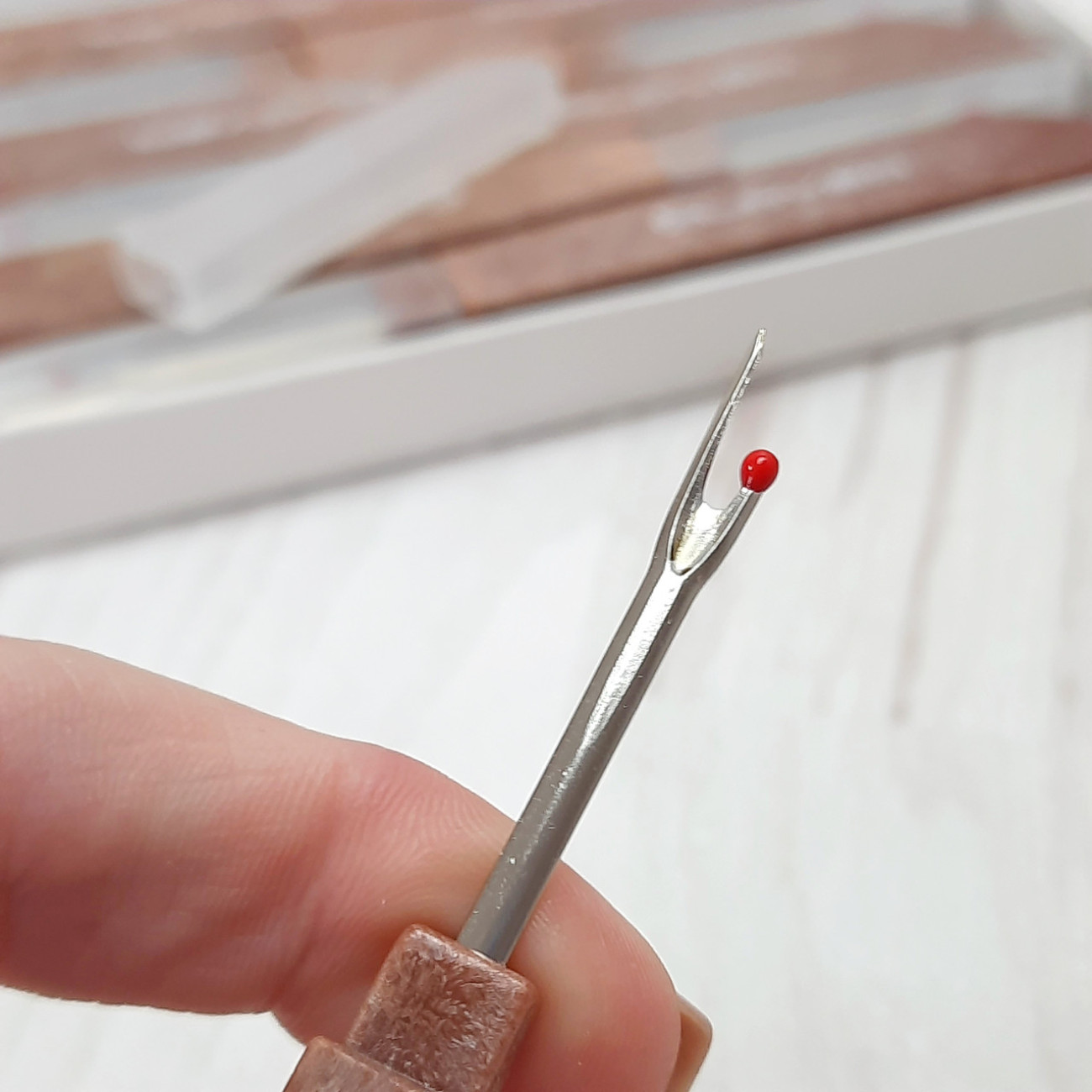 Розпорювач CLOVER