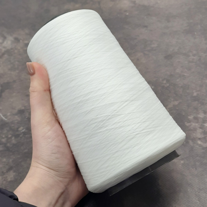 Текстуровані нитки для оверлока 150D/1, білі