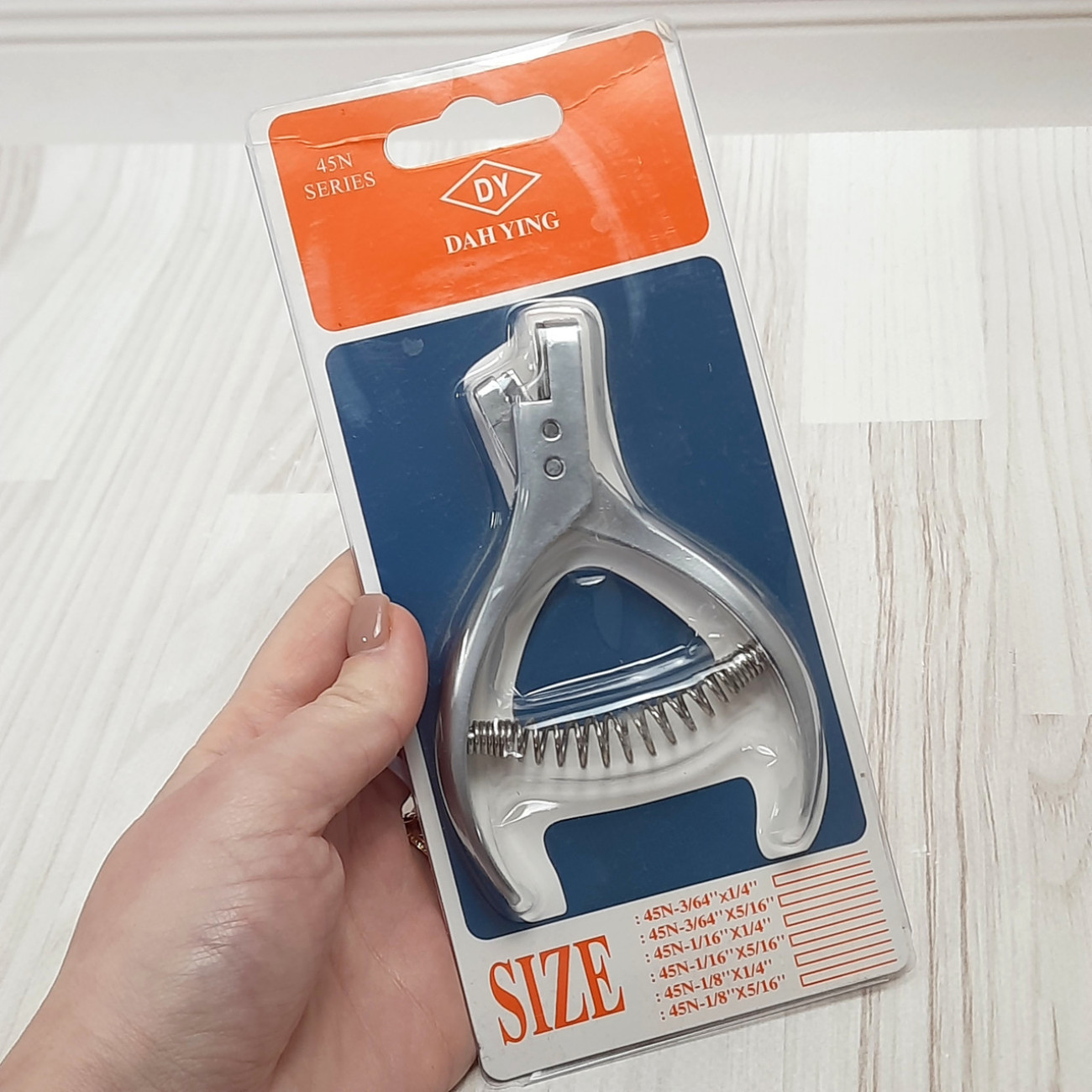 Ручний перфоратор для лекал 45N