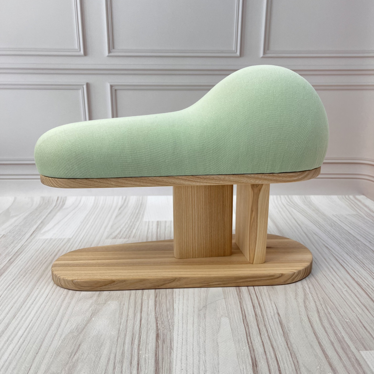 Кравецька колодка для ВТО Needle Craft Корсетна на підставці Зелена