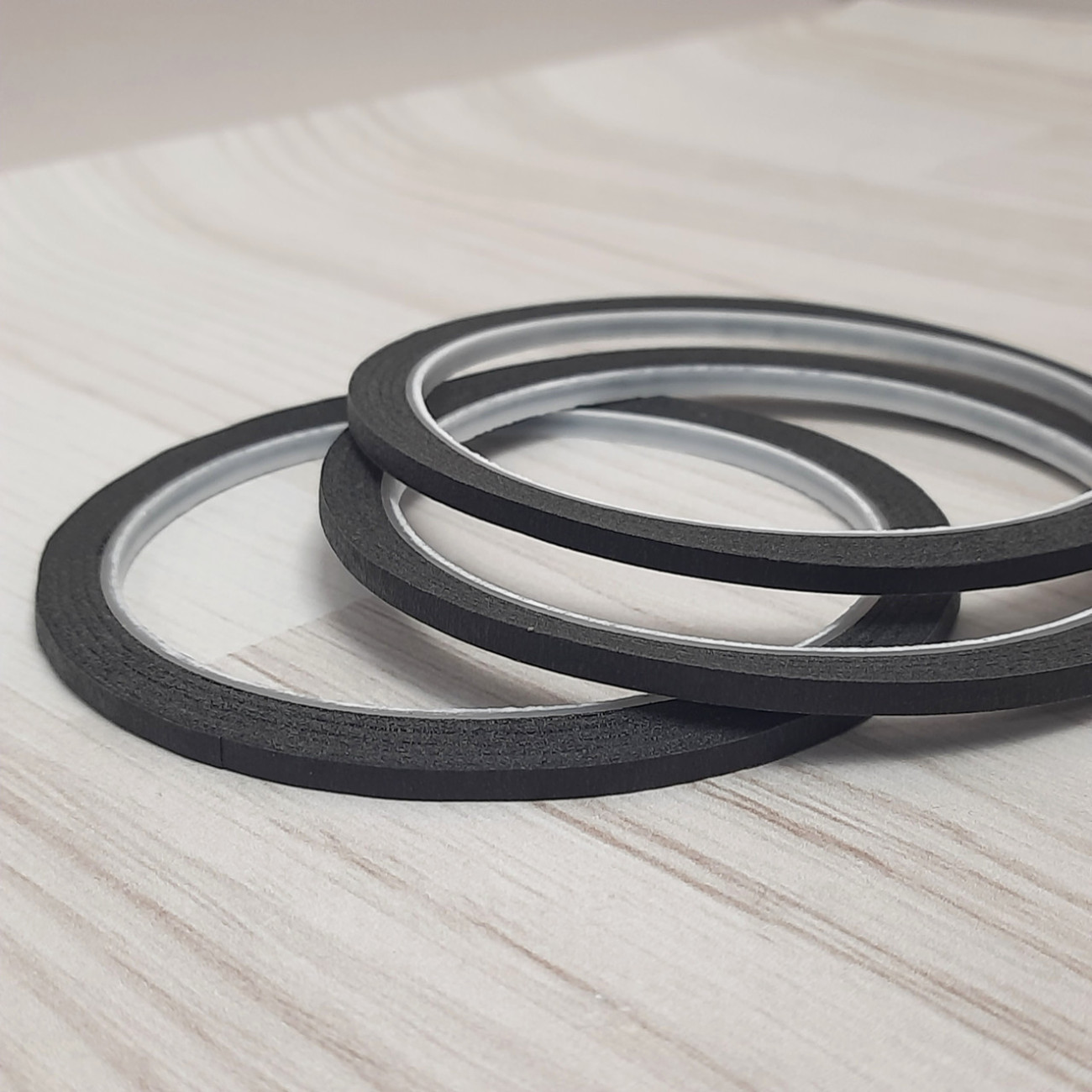 Самоклеюча стрічка для розмітки манекенів (чорна)