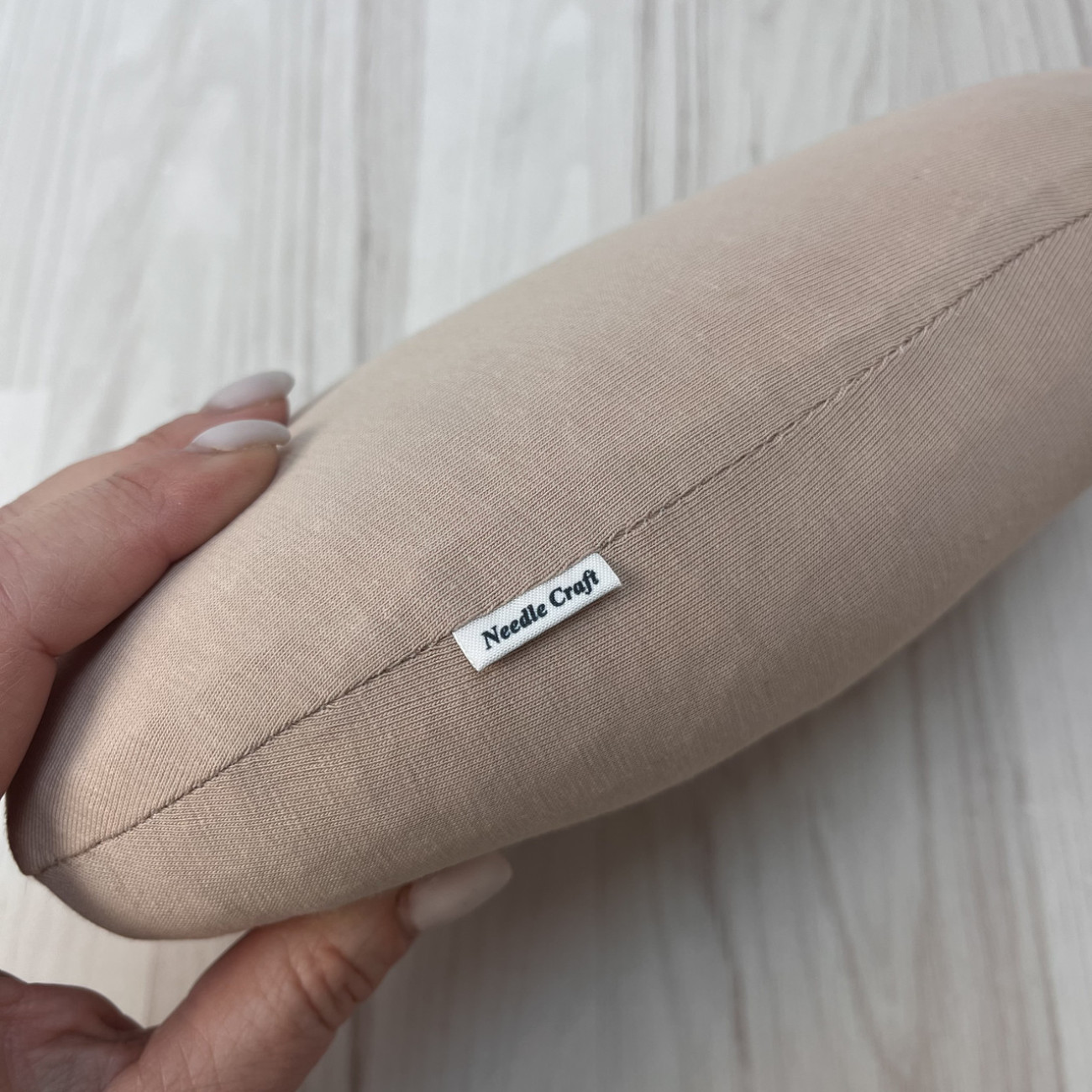 Кравецька подушечка для ВТО Needle Craft Овальна Бежева