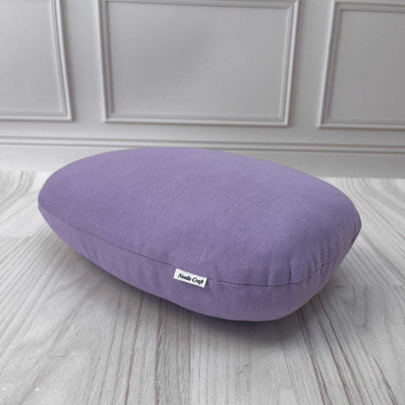 Кравецька подушечка для ВТО Needle Craft Овальна Ліла