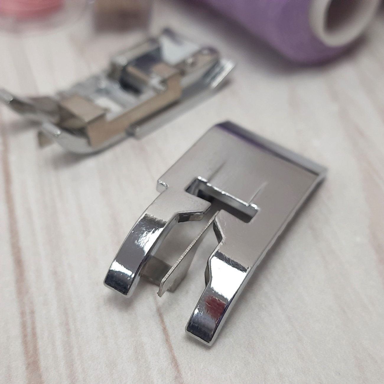 Лапка для відстрочки по краю побутова