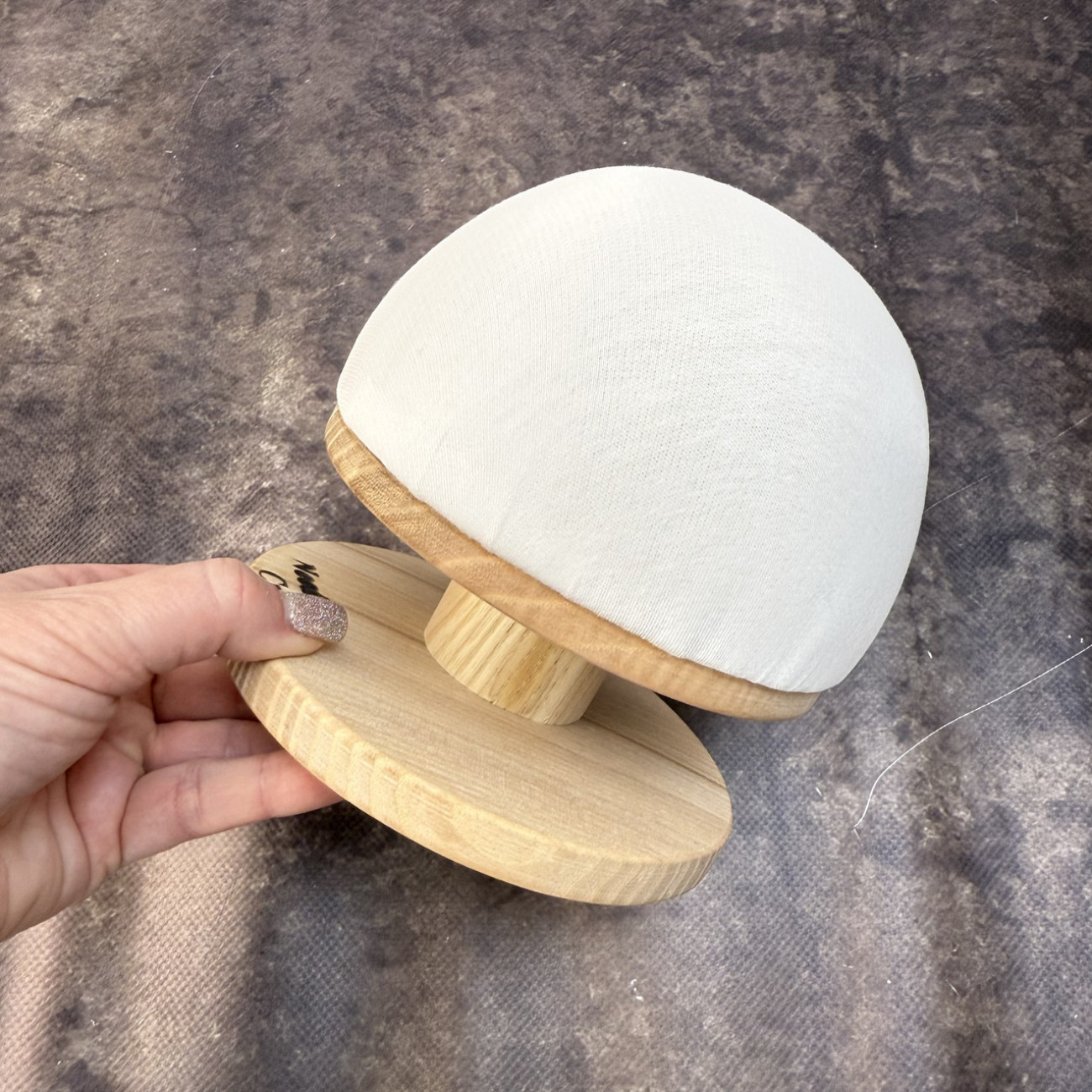 Кравецька колодка для ВТО Needle Craft Груди на підставці 14 см Молочні