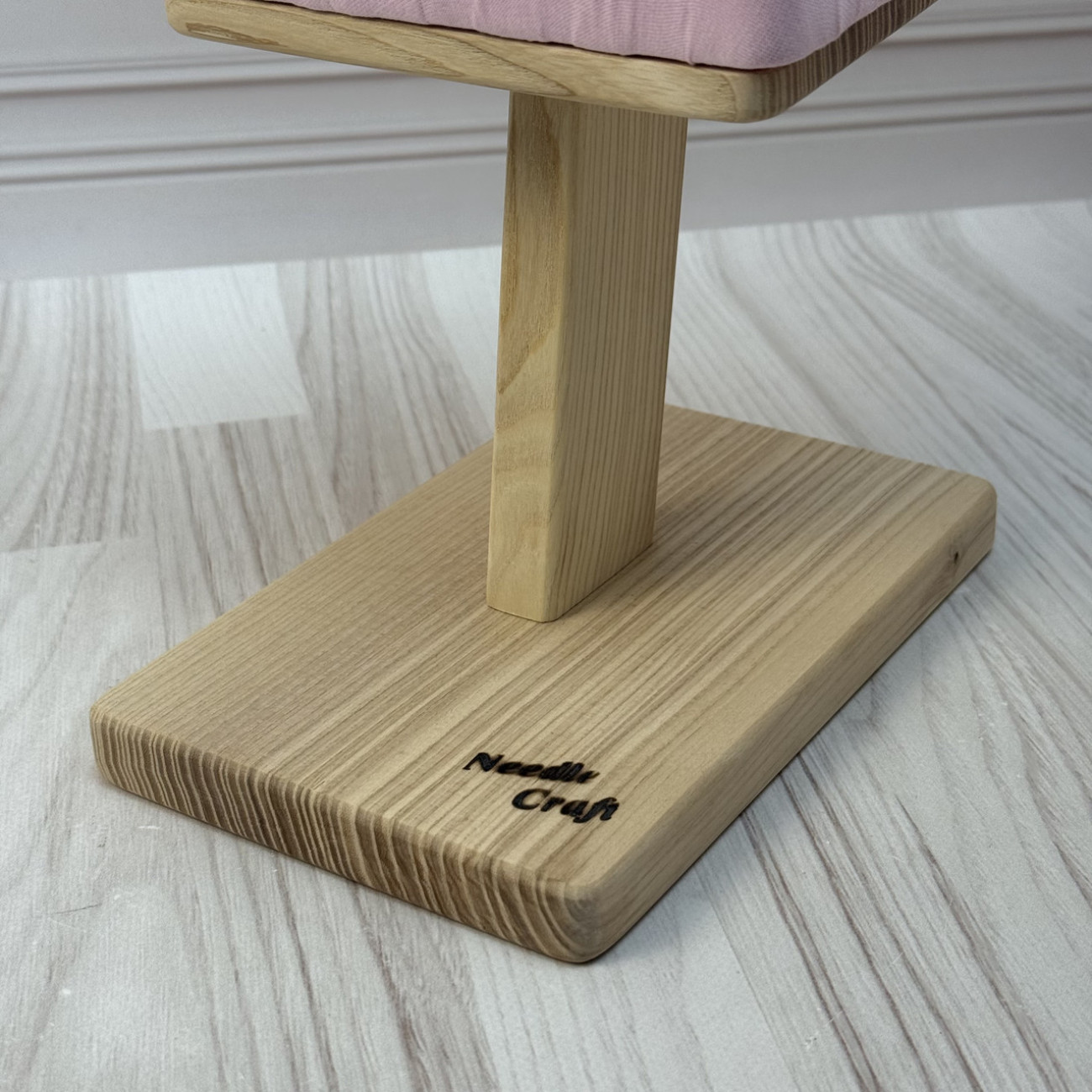 Кравецька колодка для ВТО Needle Craft Плече мале Рожеве