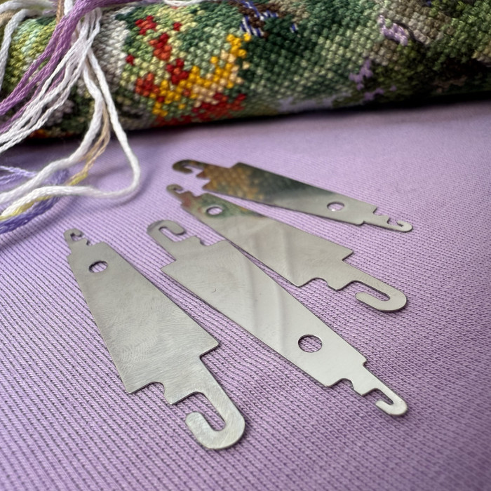 Нитковтягувач сталевий для вишивальних голок