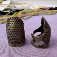 Наперсток відкритий регульований, розмір М (бронза)