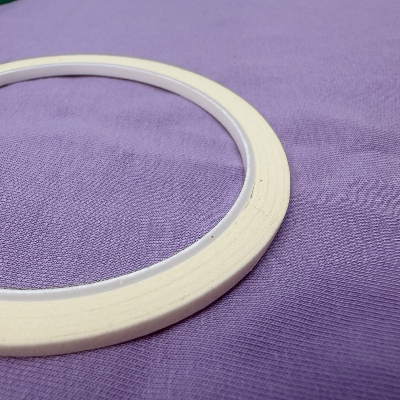 Самоклеюча стрічка для розмітки манекенів (біла)