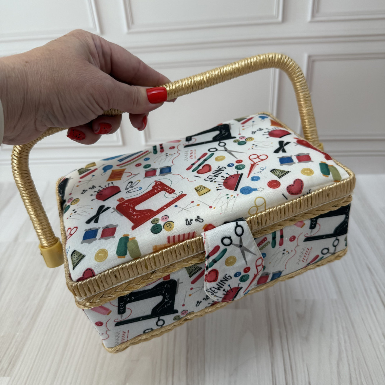 Скринька для рукоділля зі швейним малюнком, розмір S