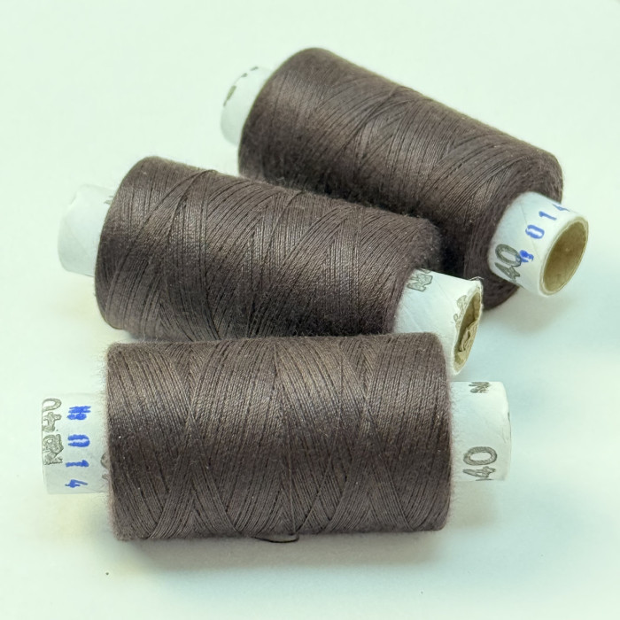 Нитки для шиття Peri 100% поліестер, 40/2, 400Y (№014)