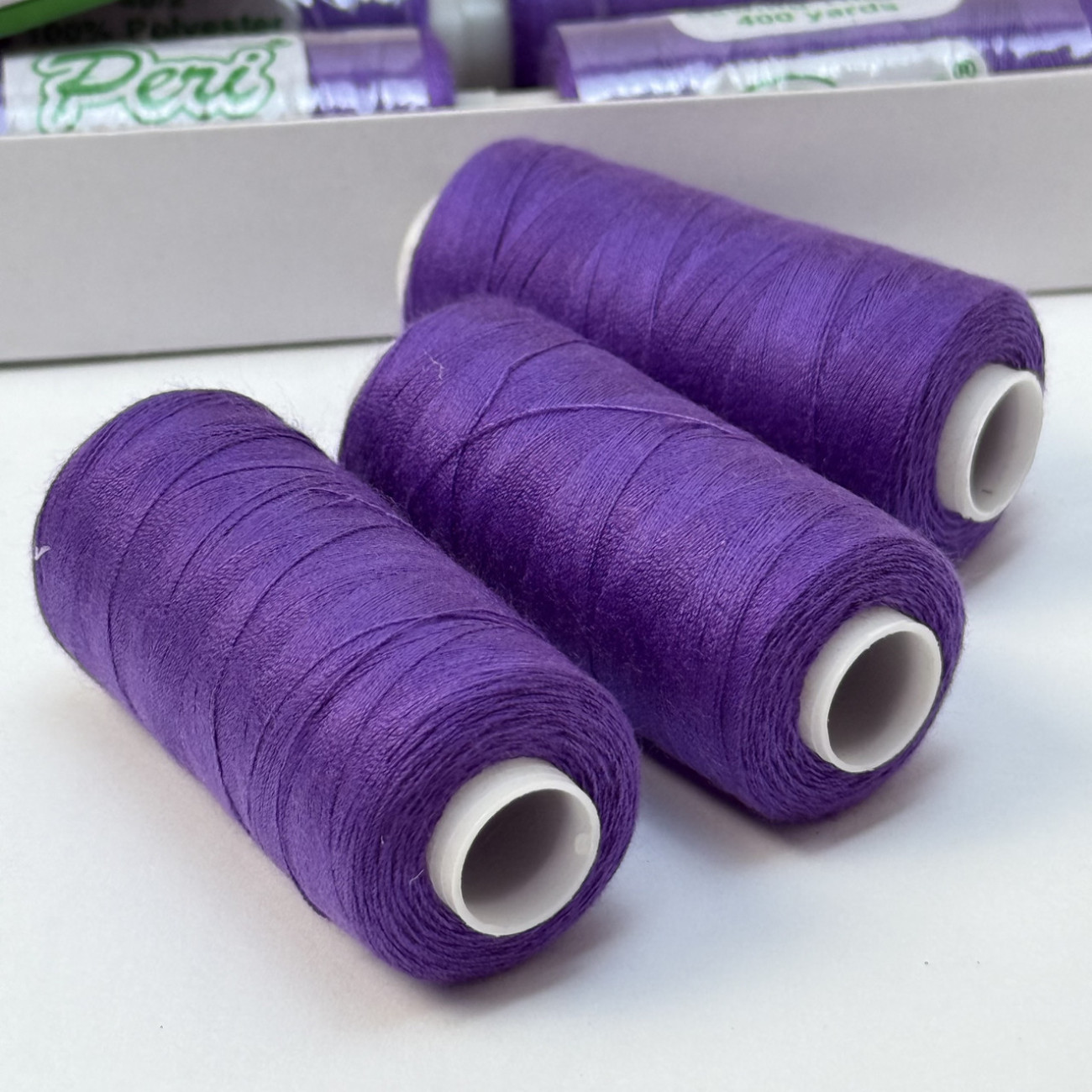 Нитки для шиття Peri 100% поліестер, 40/2, 400Y (№019)
