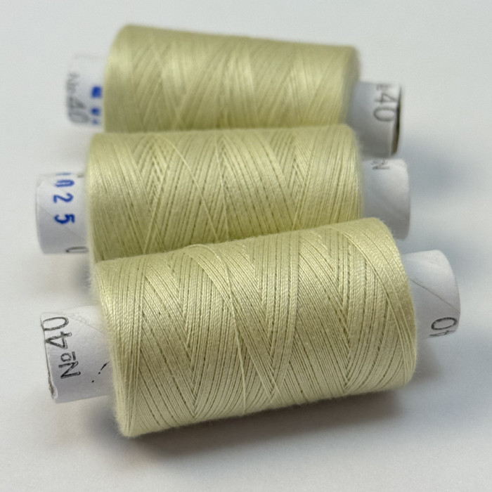 Нитки для шиття Peri 100% поліестер, 40/2, 400Y (№025)