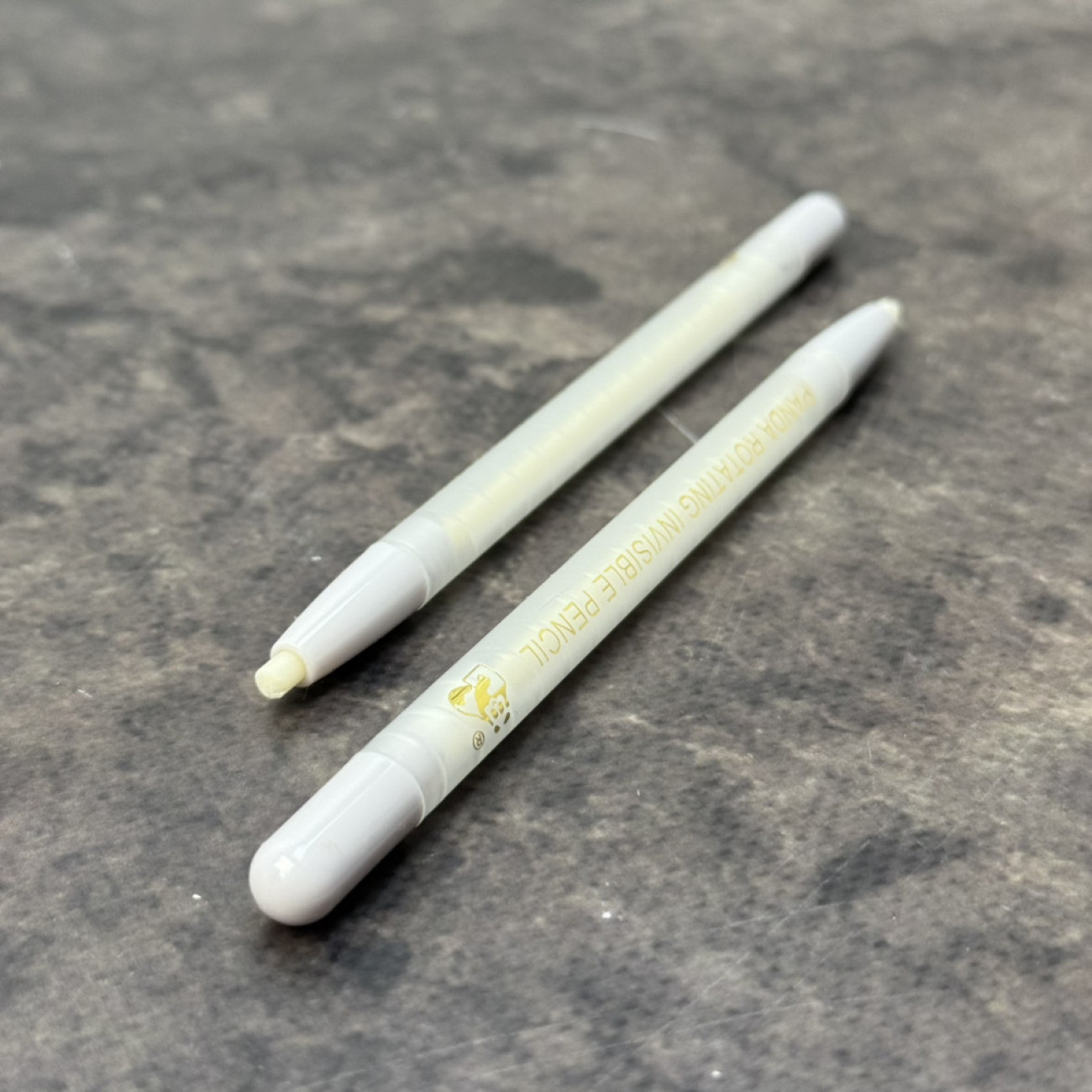 Олівець Panda для розмітки на тканині термозникаючий, механічний (білий)