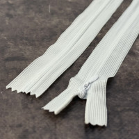 Блискавка потайна 18 см, біла — прихована застібка для суконь, спідниць, блузок