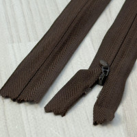 Блискавка потайна 18 см, темно-коричнева — прихована застібка для суконь, спідниць, блузок