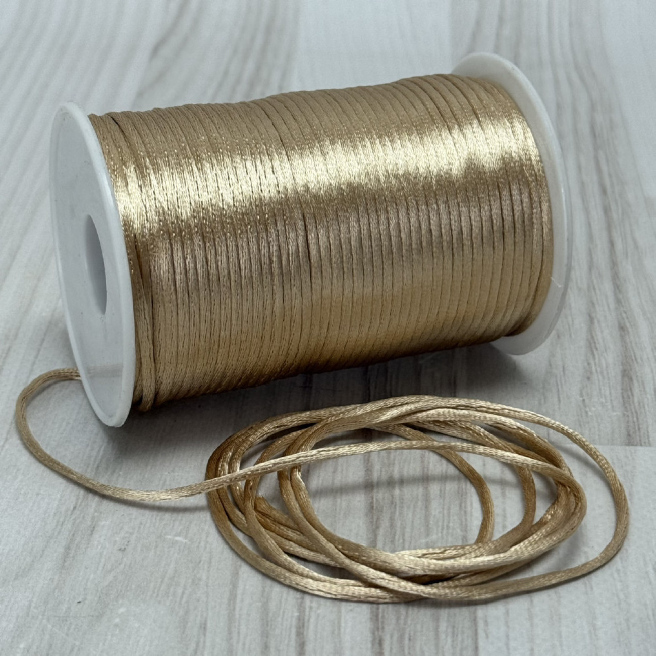 Шнур корсетний 3 мм, бежевий, моток 90 м