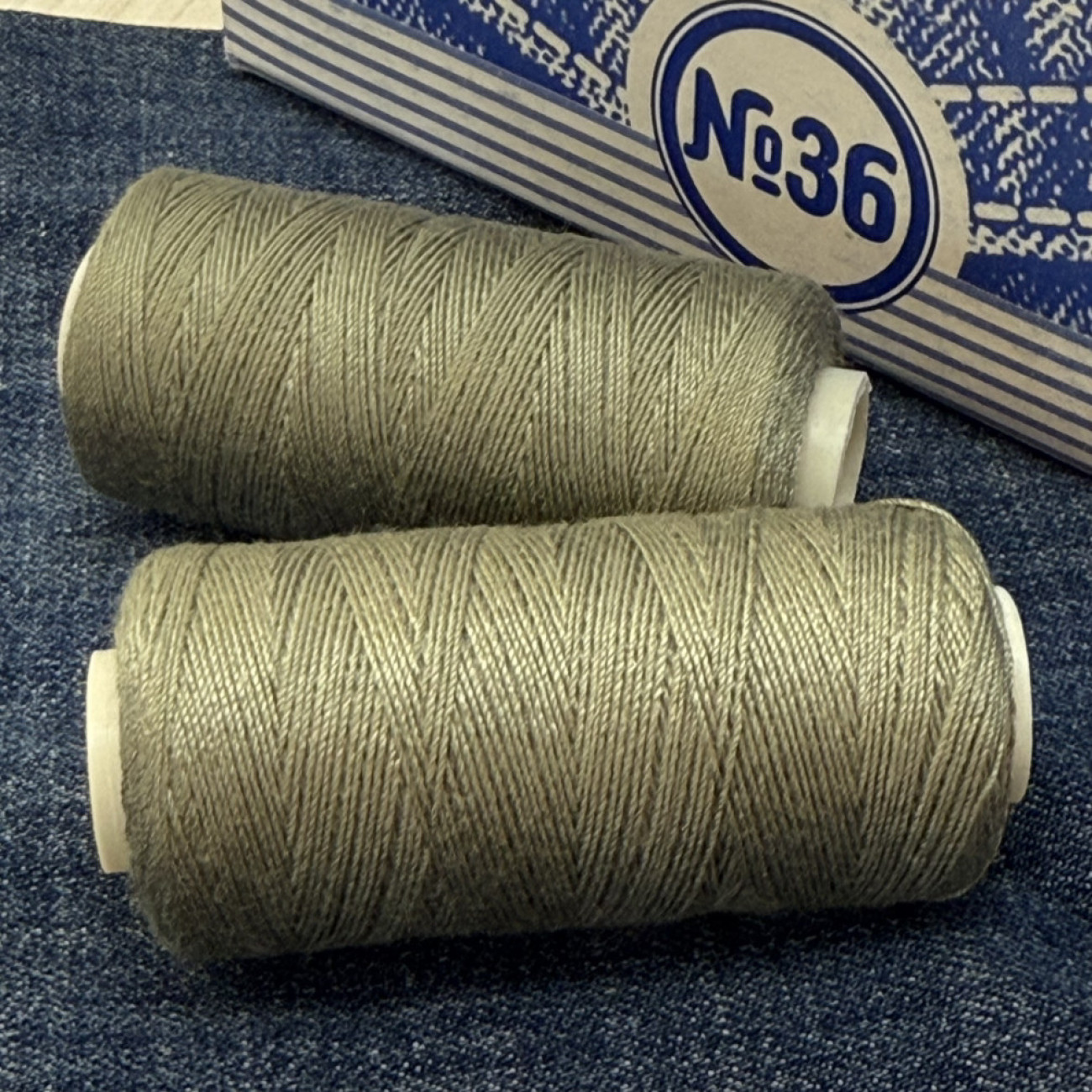 Нитки для джинсу, сірі