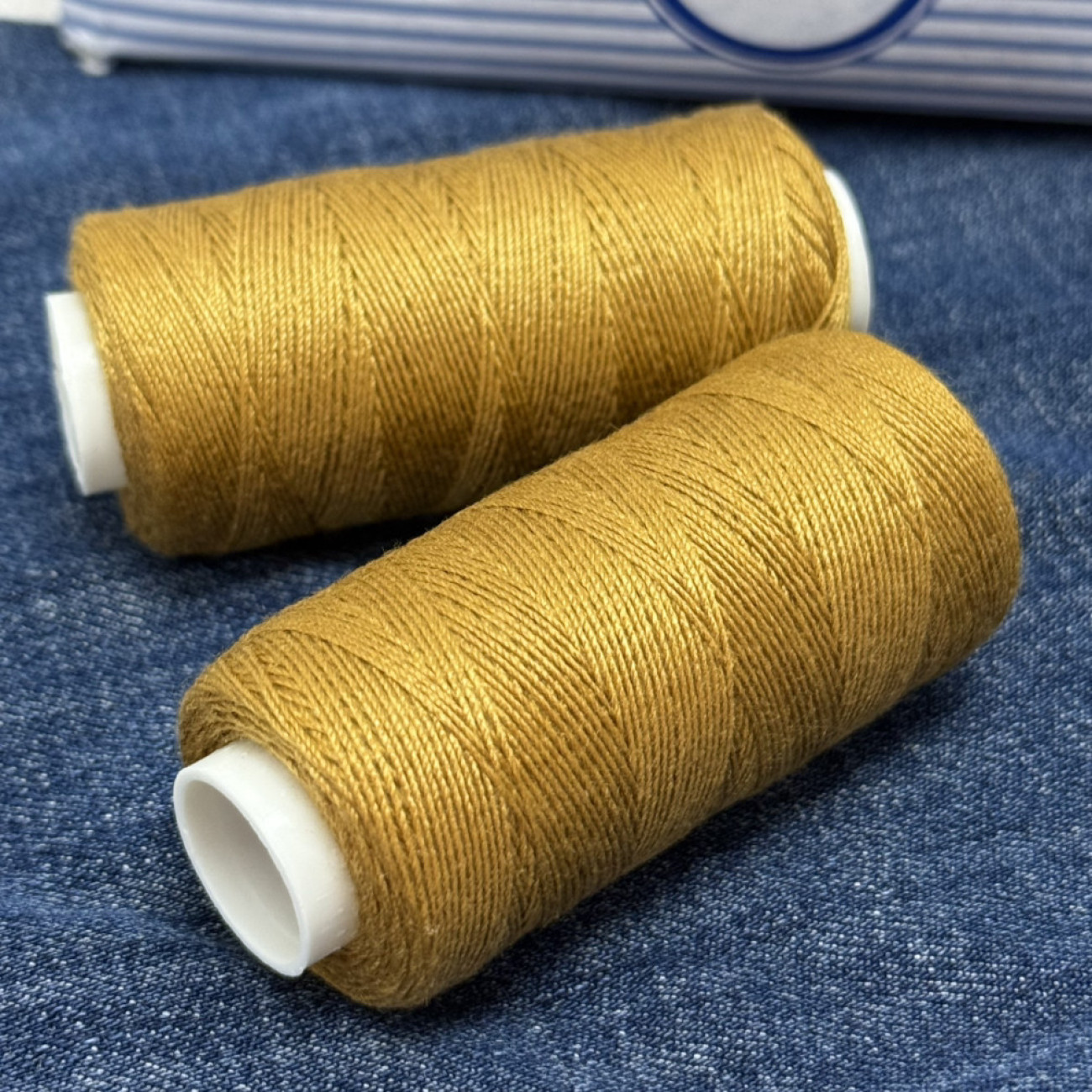 Нитки для джинсу, мідні