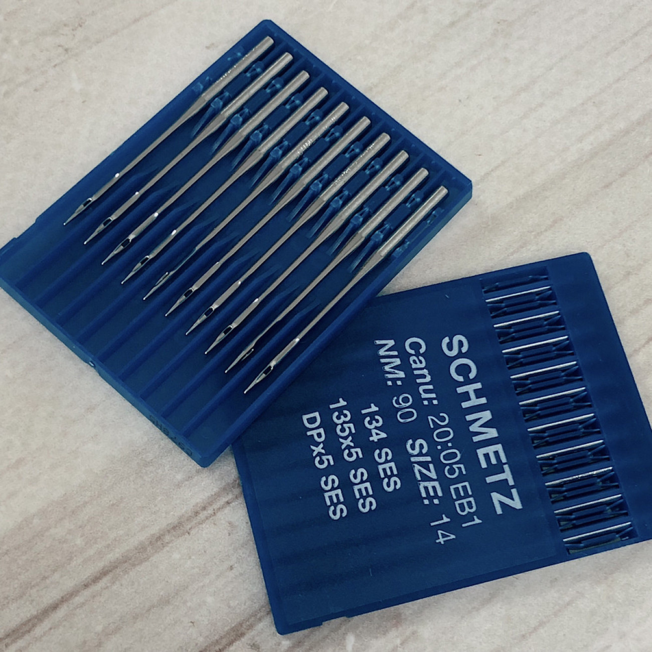 Голки Schmetz 134SES (DPx5 SES) №90 з товстою колбою для трикотажних та еластичних тканин для промислових машин