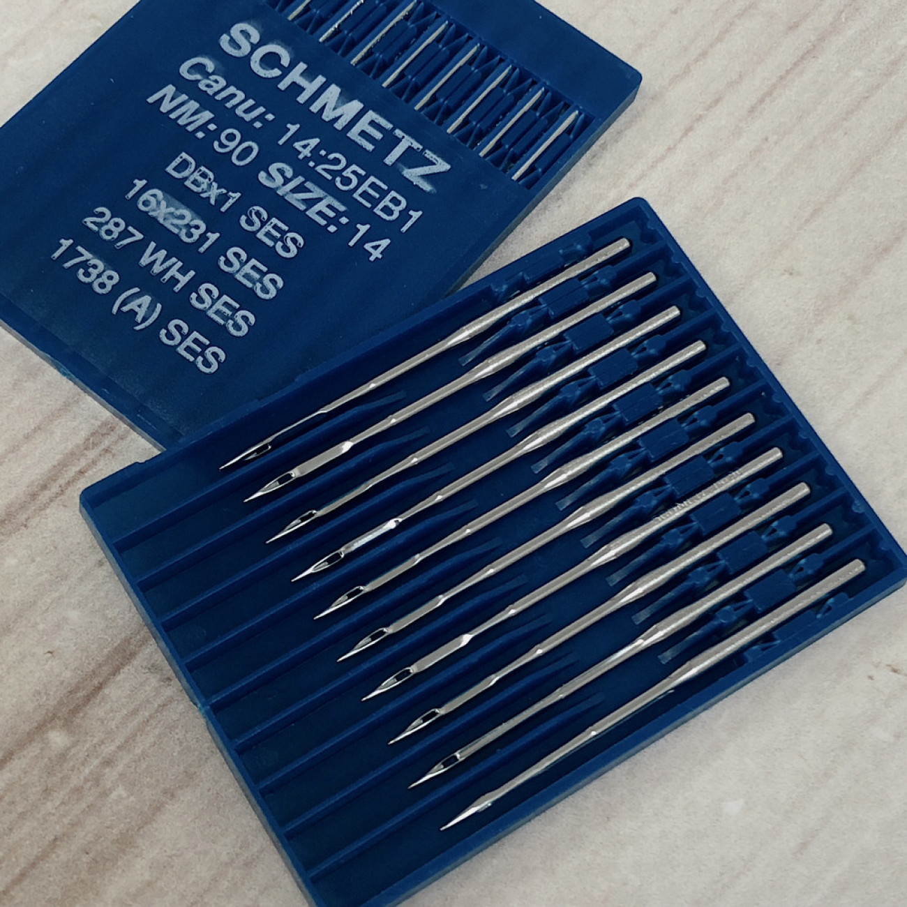 Голки Schmetz DBx1 SES (1738 SES) №90 з тонкою колбою для трикотажних та еластичних тканин для промислових машин