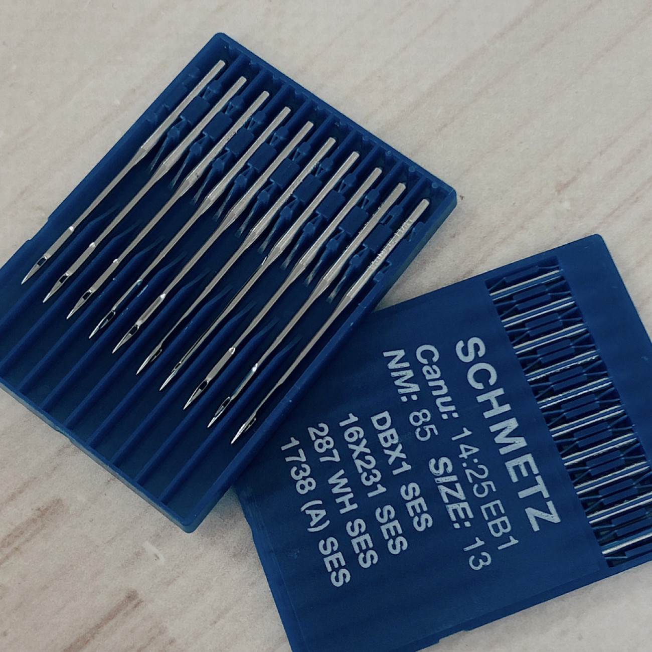 Голки Schmetz DBx1 SES (1738 SES) №85 з тонкою колбою для трикотажних та еластичних тканин для промислових машин