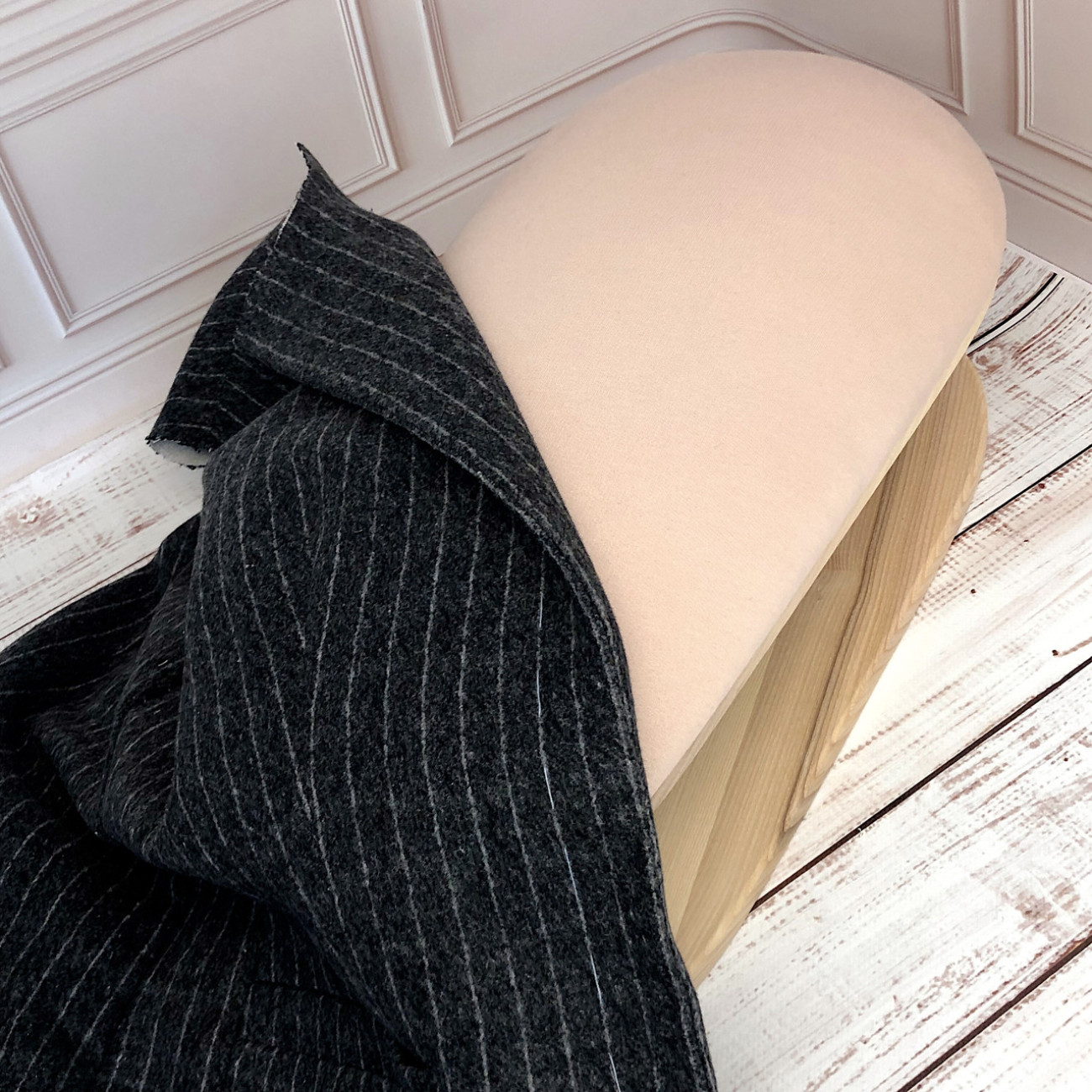 Кравецька колодка для ВТО Needle Craft Кабанчик випуклий Бежевий