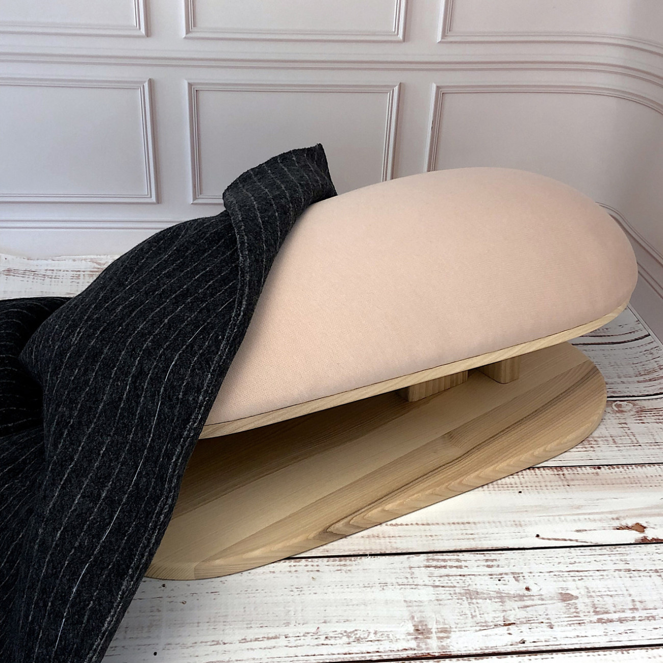 Кравецька колодка для ВТО Needle Craft Кабанчик випуклий Бежевий