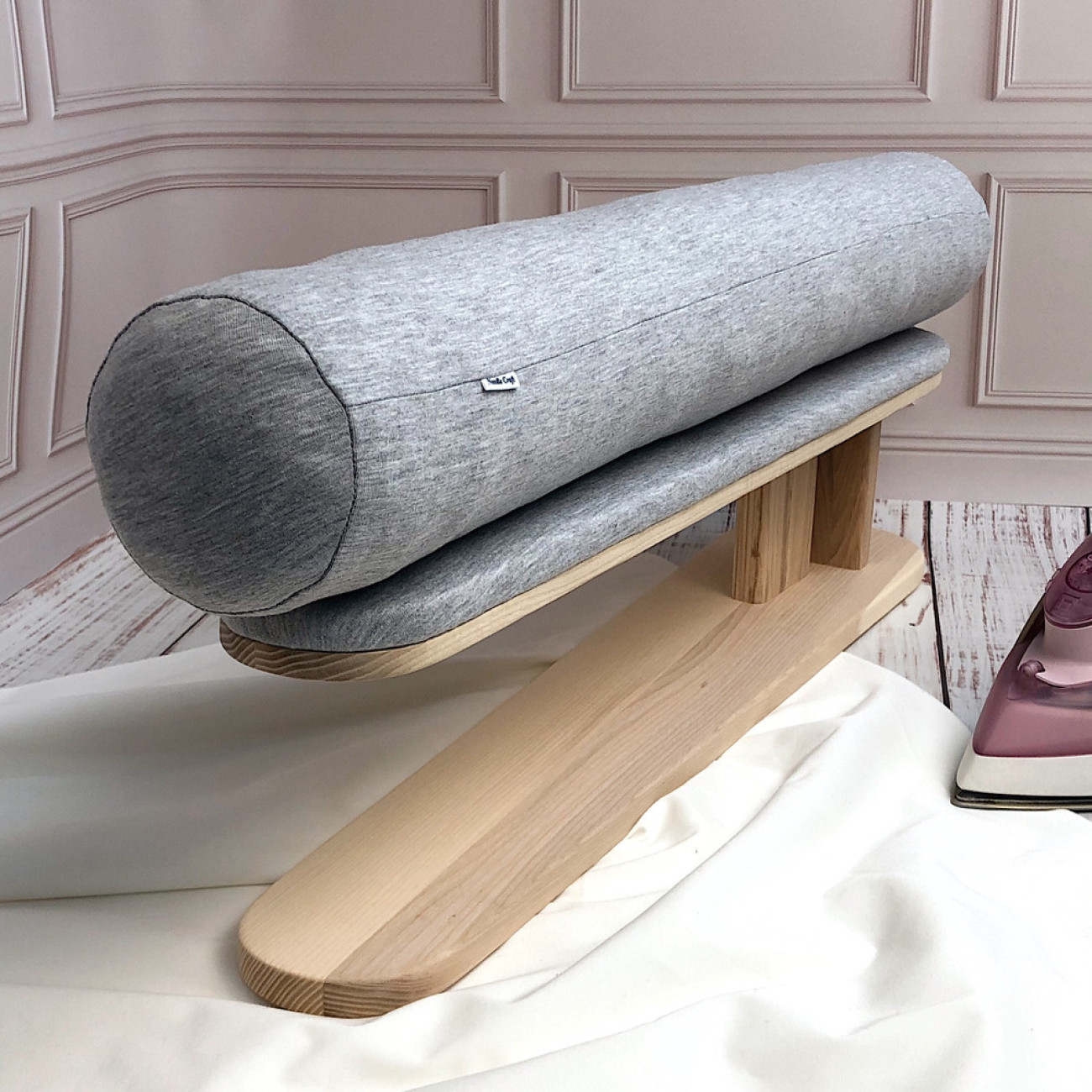 Кравецька подушечка для ВТО Needle Craft Валик Сіра