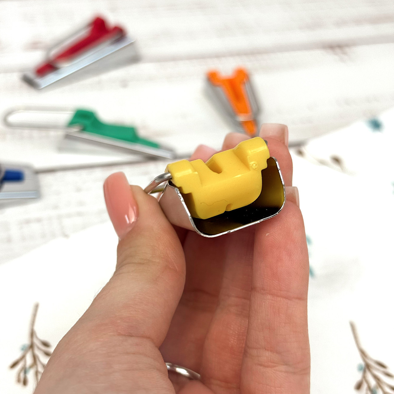 Бандформер 12 мм - пристрій для формування косої бейки