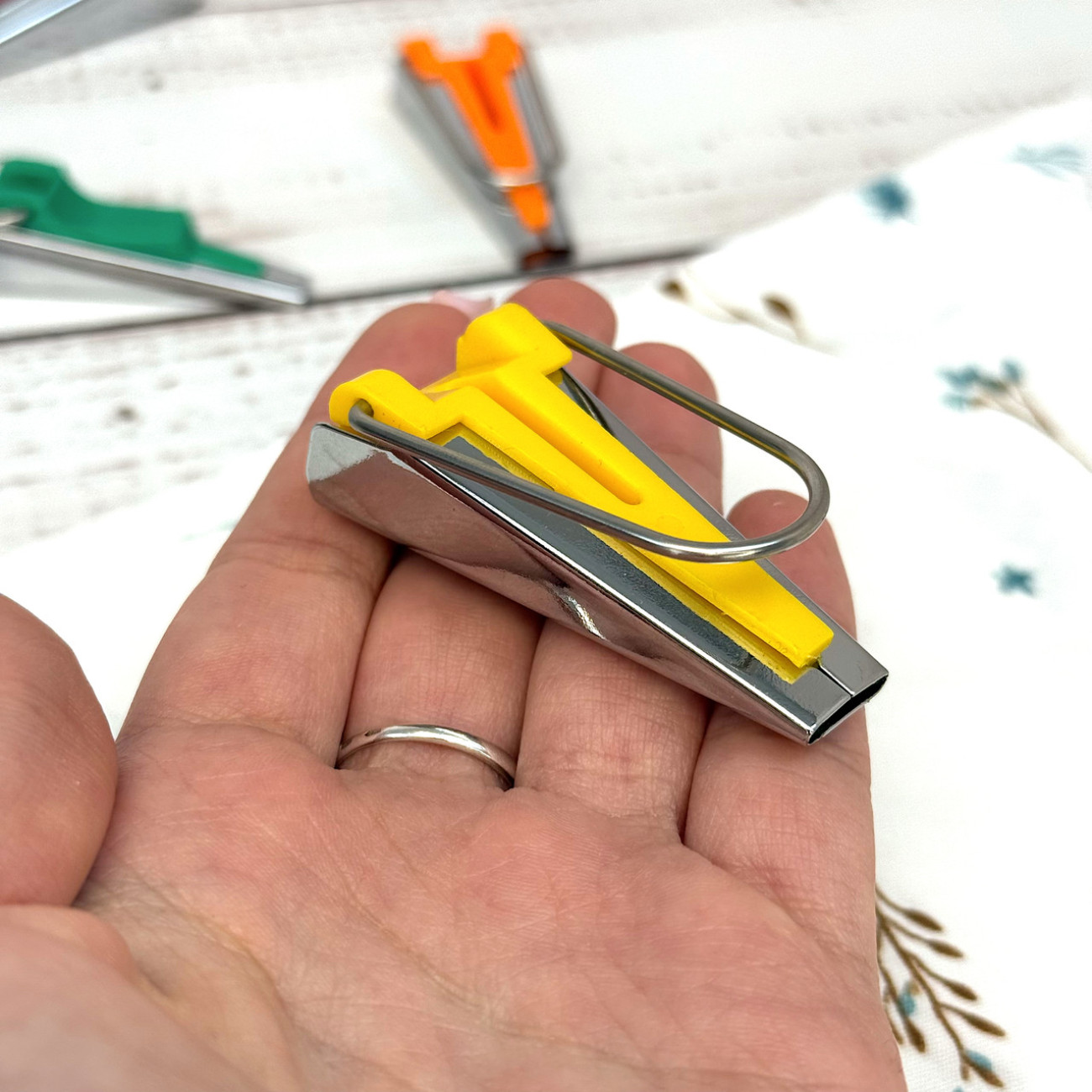 Бандформер 12 мм - пристрій для формування косої бейки