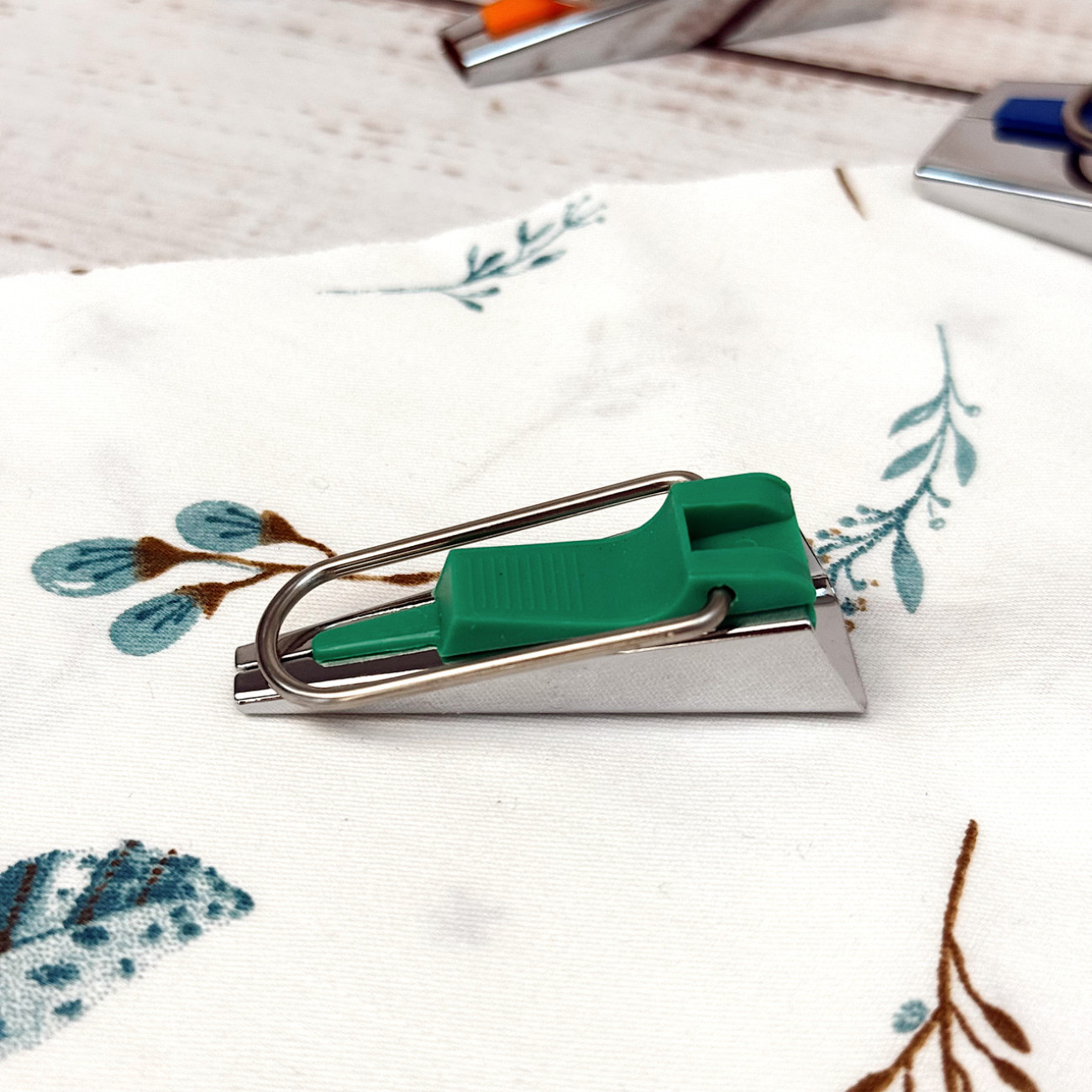 Бандформер 6 мм - пристрій для формування косої бейки