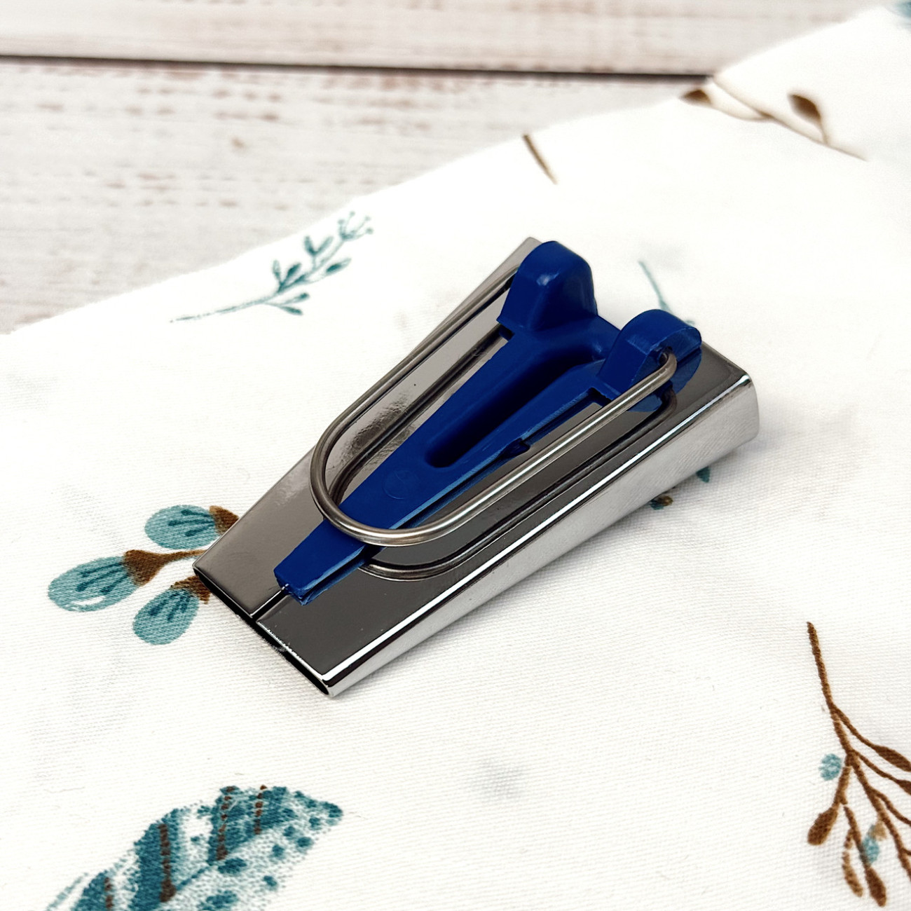 Бандформер 25 мм - пристрій для формування косої бейки