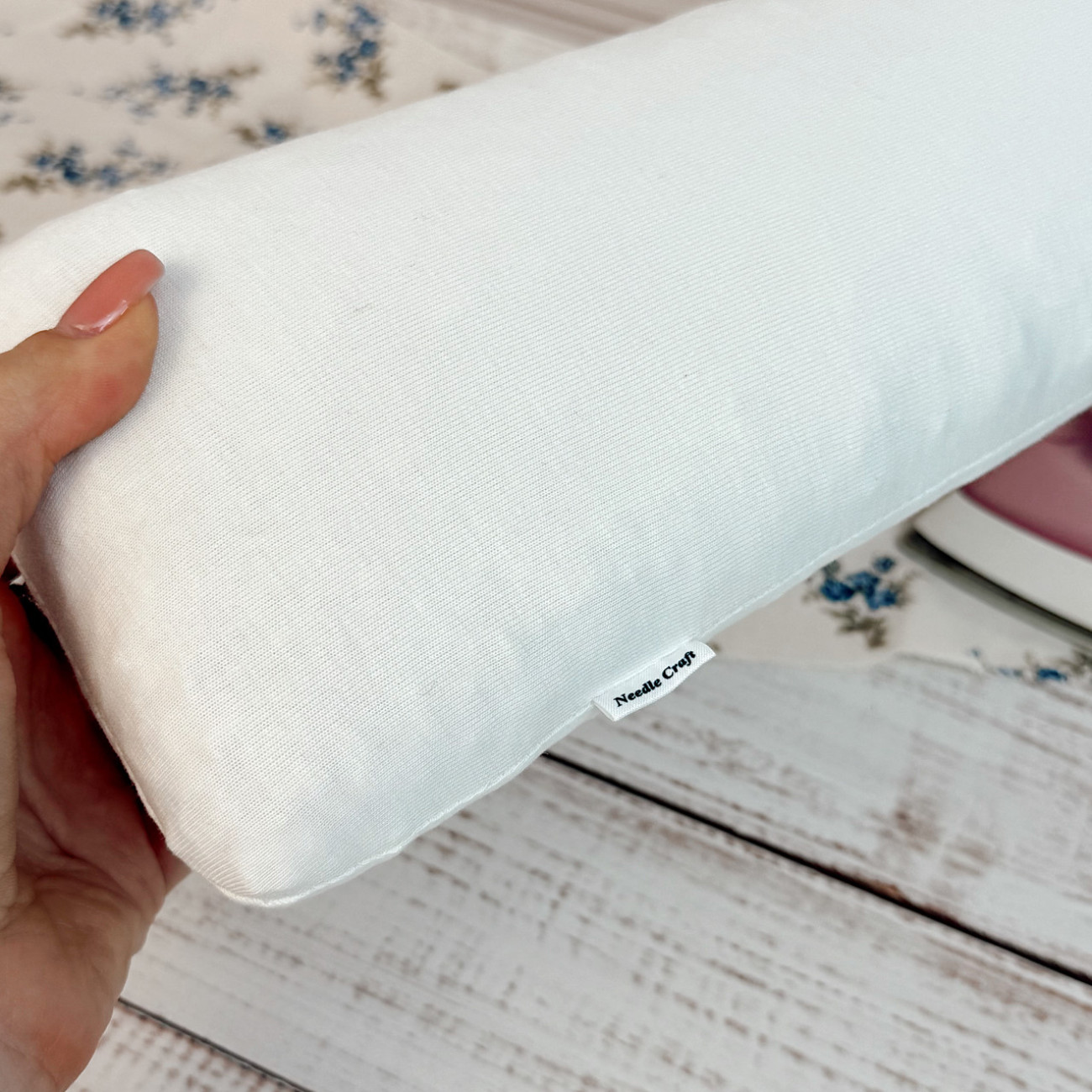 Кравецька подушечка для ВТО Needle Craft Рукавна Молочна