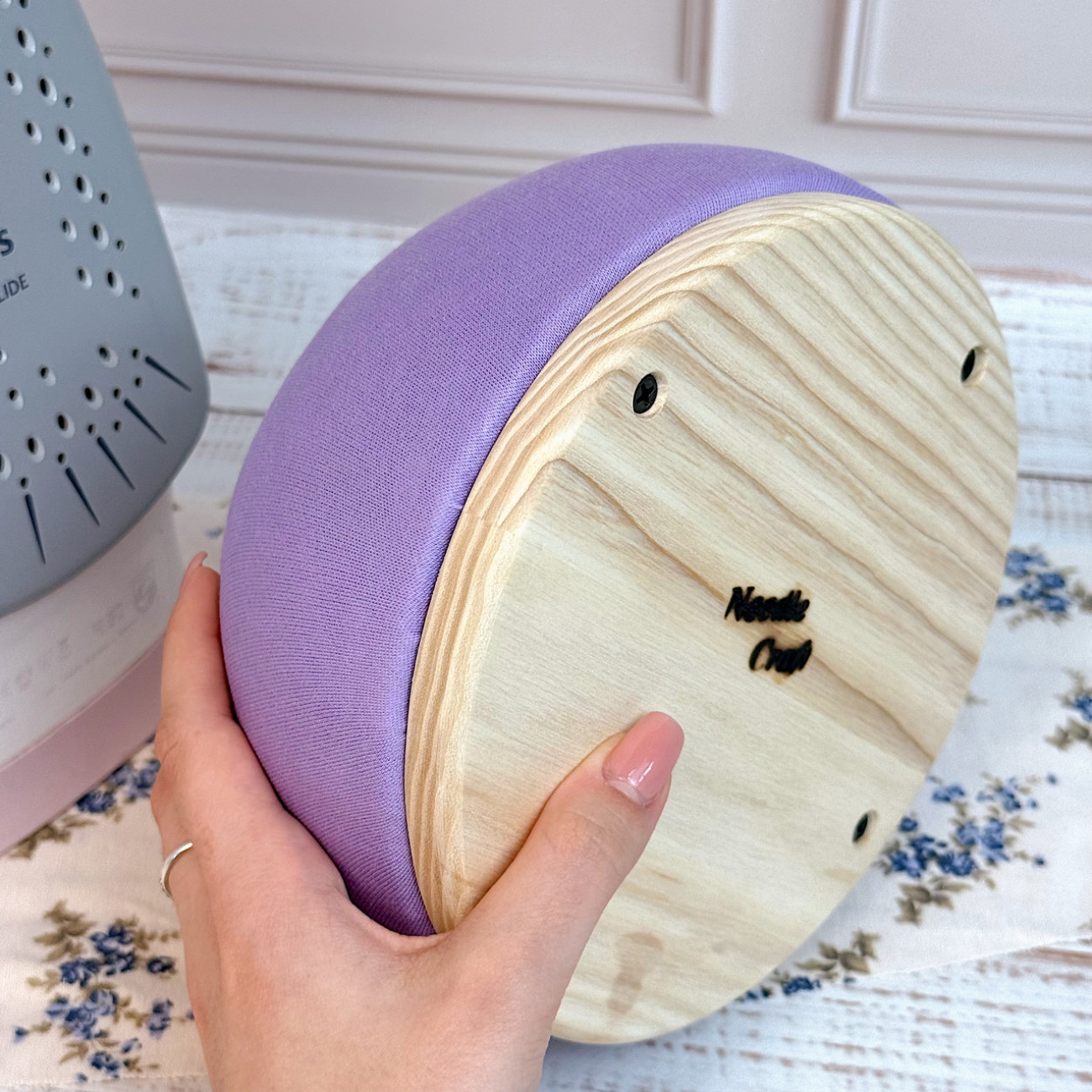 Кравецька колодка для ВТО Needle Craft Груди на підошві 18 см Лілова