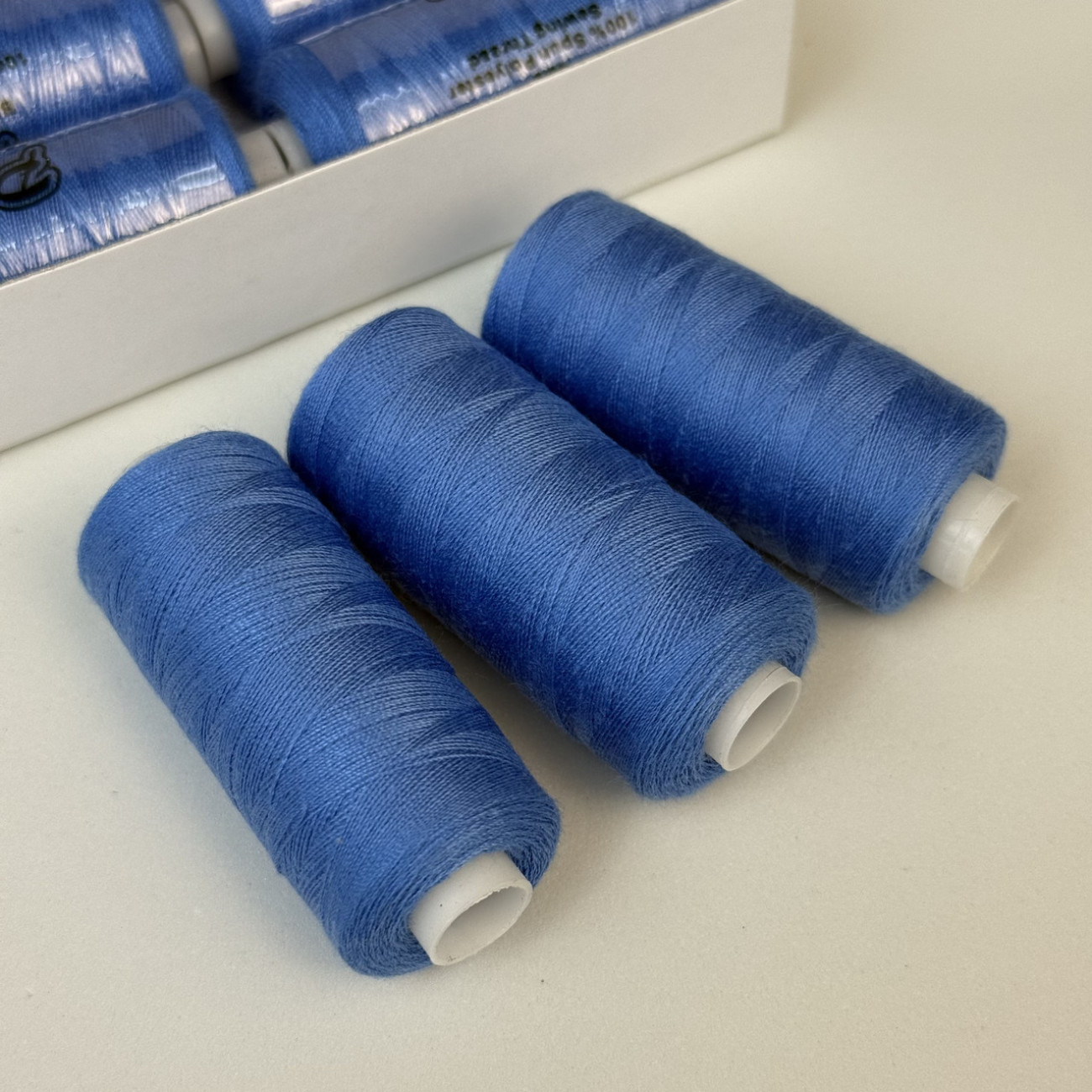 Нитки для шиття Peri 100% поліестер, 40/2, 400Y (№058)