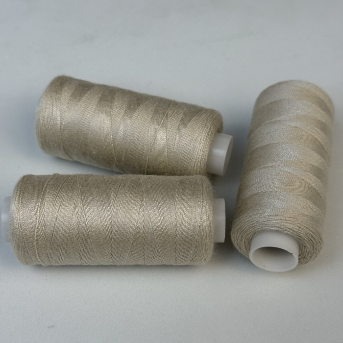 Нитки для шиття Peri 100% поліестер, 40/2, 400Y (№097)