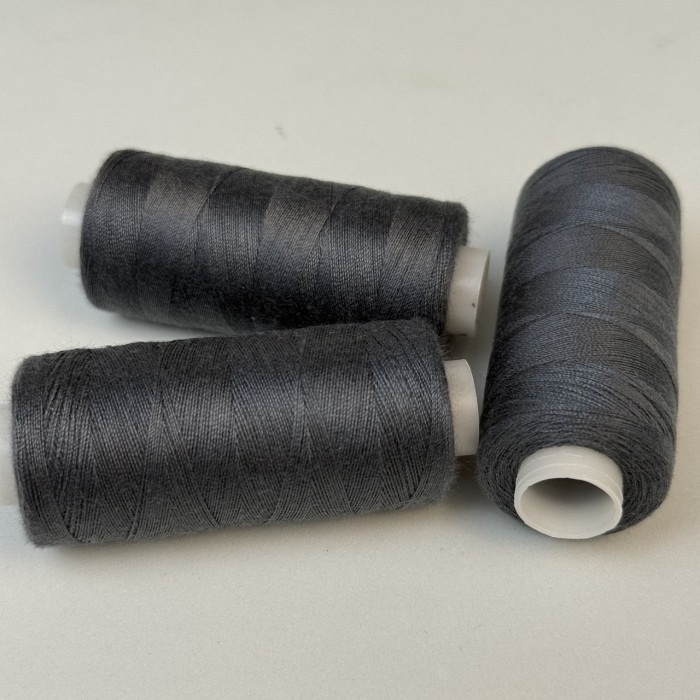 Нитки для шиття Peri 100% поліестер, 40/2, 400Y (№243)