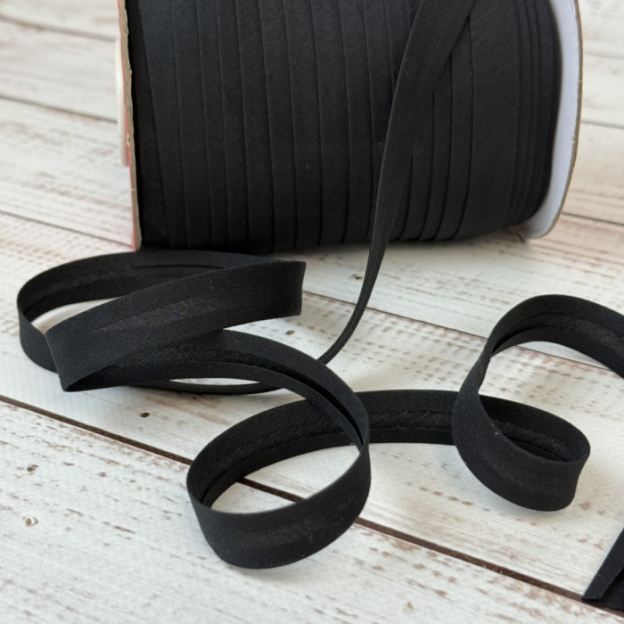 Коса бейка матова 15 мм чорна – тасьма для обробки зрізів і декору