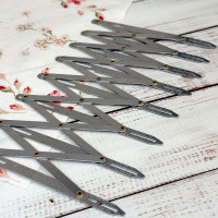 Інструмент для розмітки під ґудзики, петлі, люверси, складки - кравецький пантограф