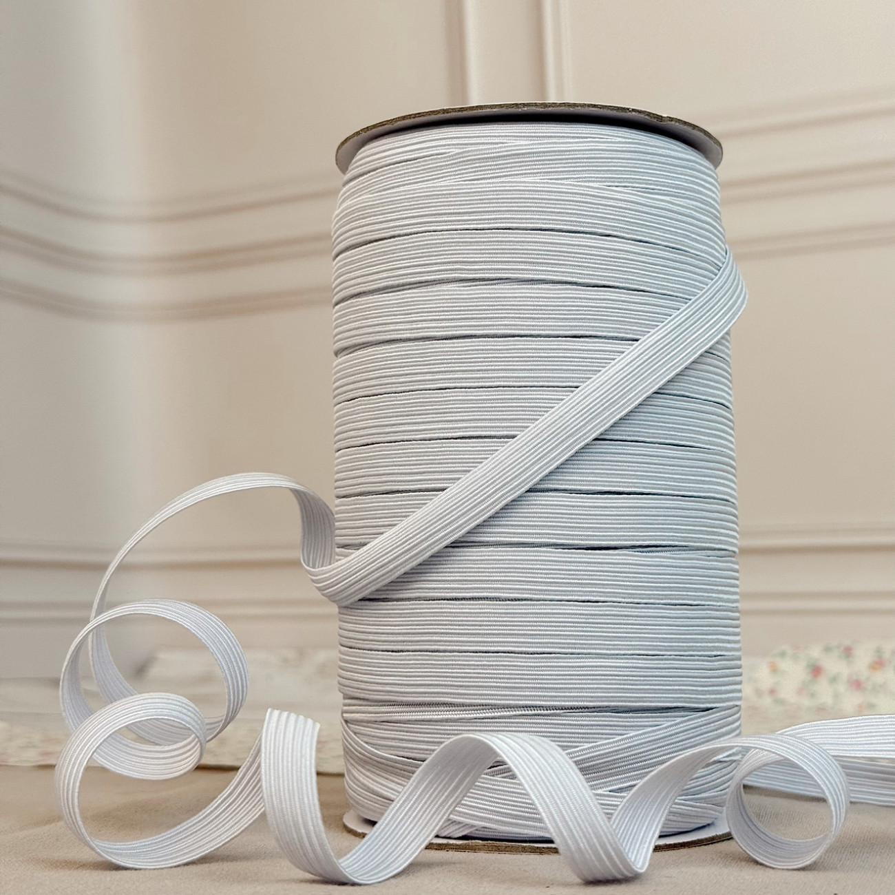 Резинка для білизни 1 см біла - еластична стрічка для шиття одягу