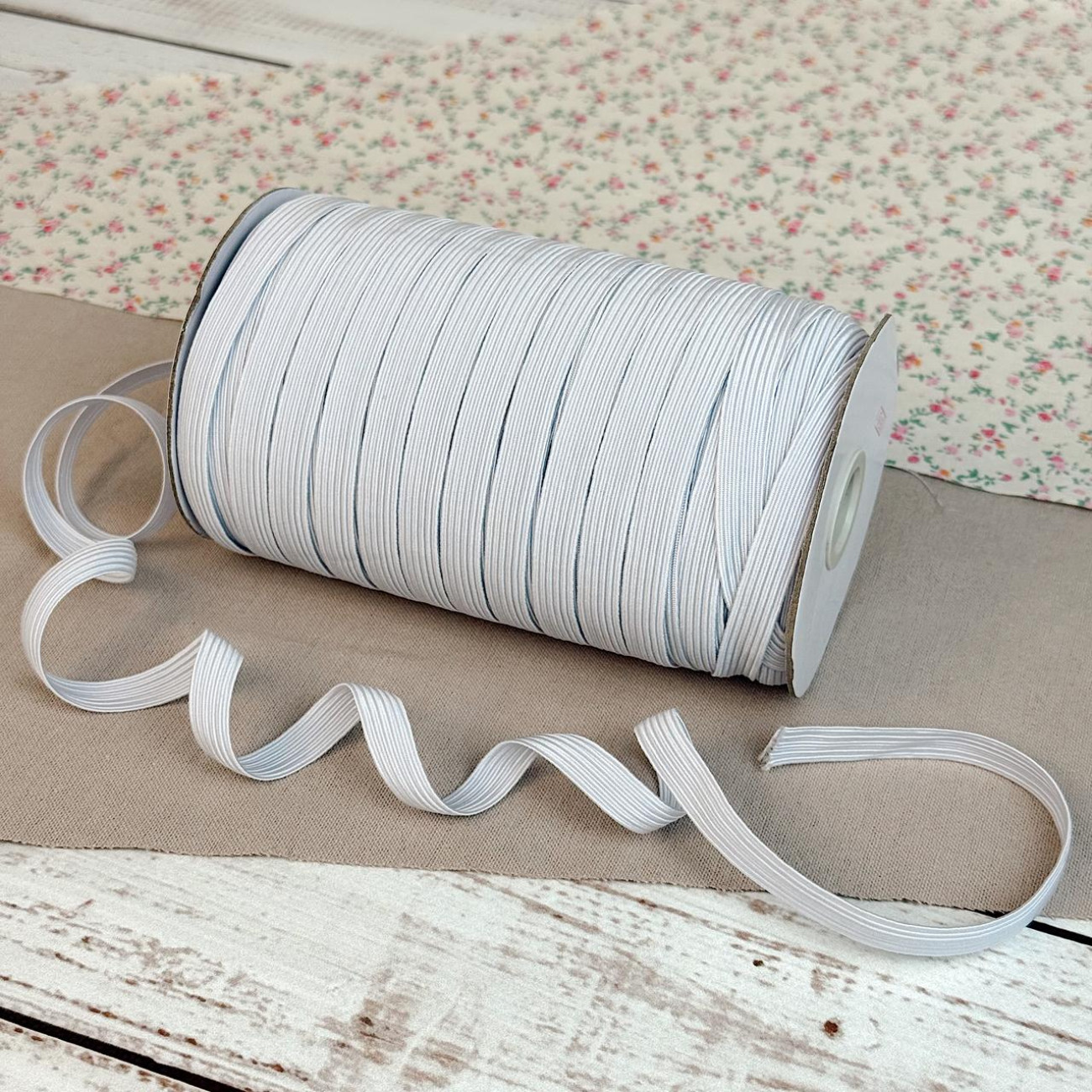 Резинка для білизни 1 см біла - еластична стрічка для шиття одягу