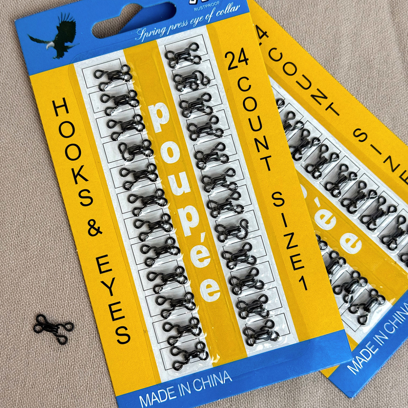 Гачок - петля №1 чорний для одягу та білизни