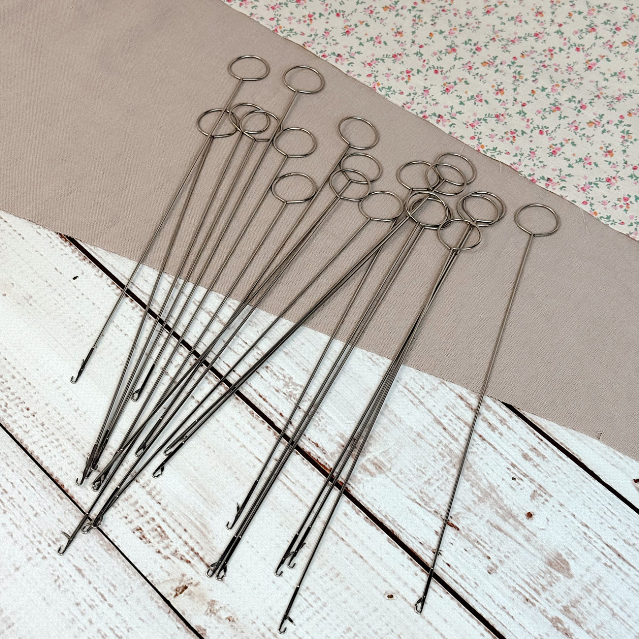 Спиця для вивертання бретелей — зручний інструмент для швейних робіт