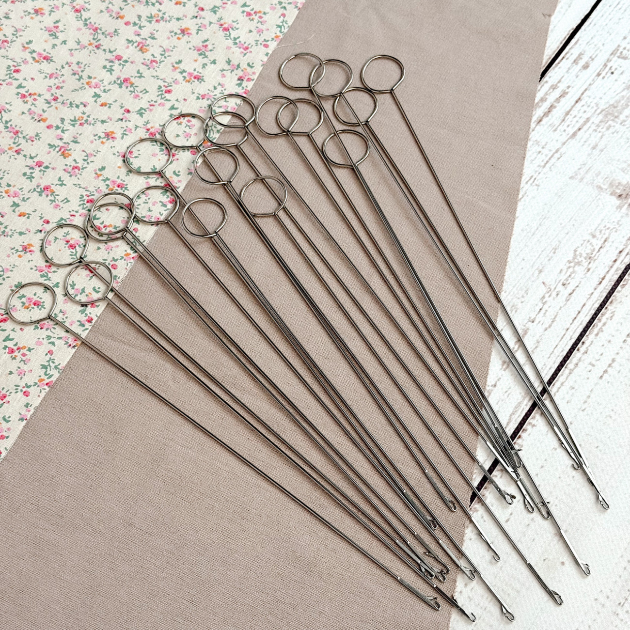 Спиця для вивертання бретелей — зручний інструмент для швейних робіт