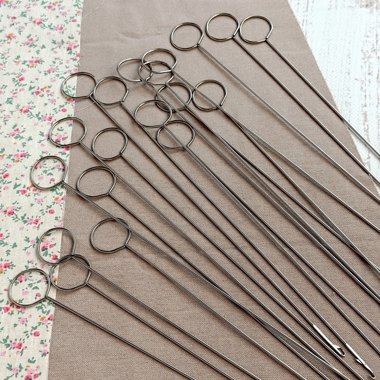 Спиця для вивертання бретелей — зручний інструмент для швейних робіт