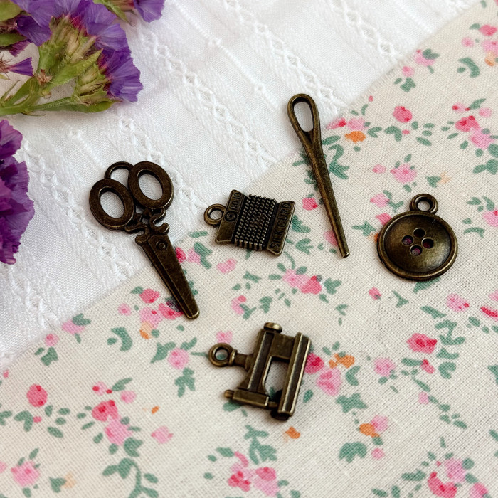 Набір №1 шармів-підвісок для рукоділля (пришивних), 5 шт