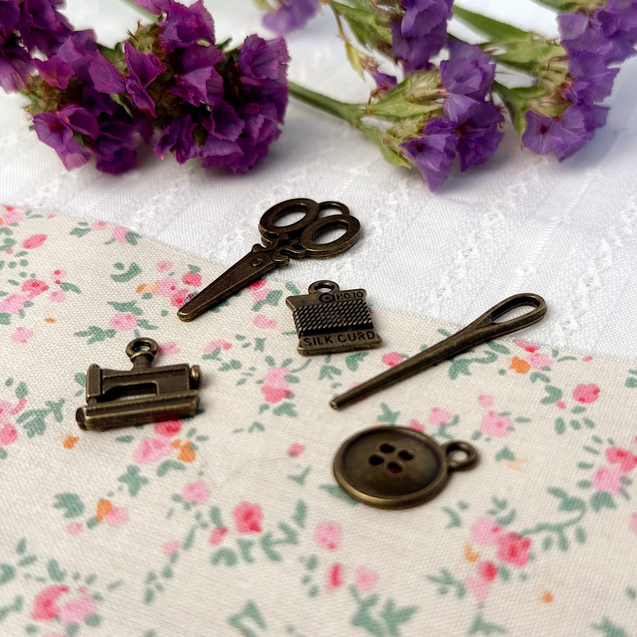 Набір №1 шармів-підвісок для рукоділля (пришивних), 5 шт